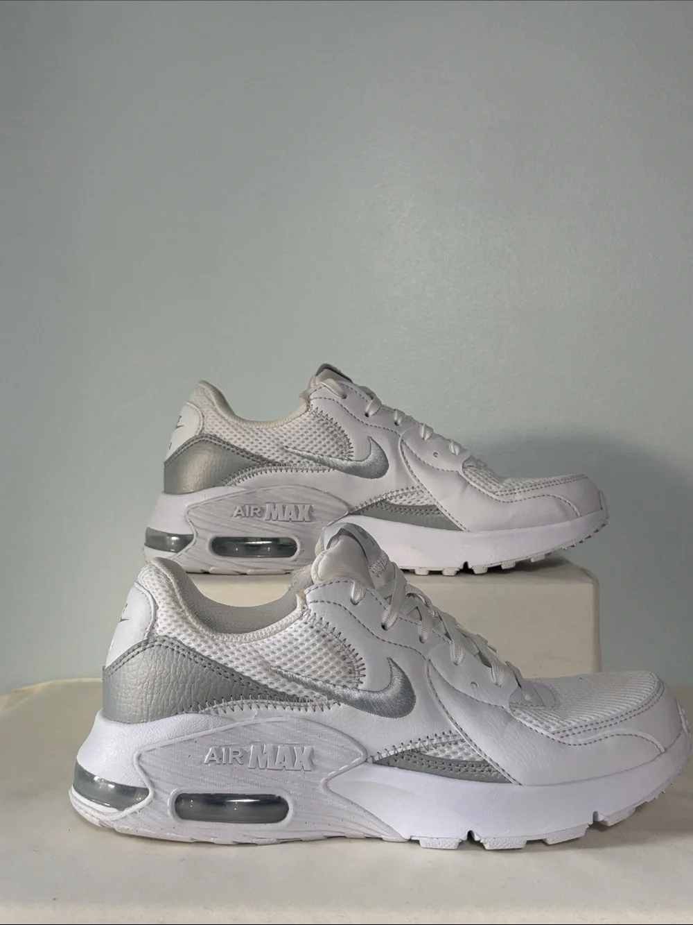 Nike lightweight athletic